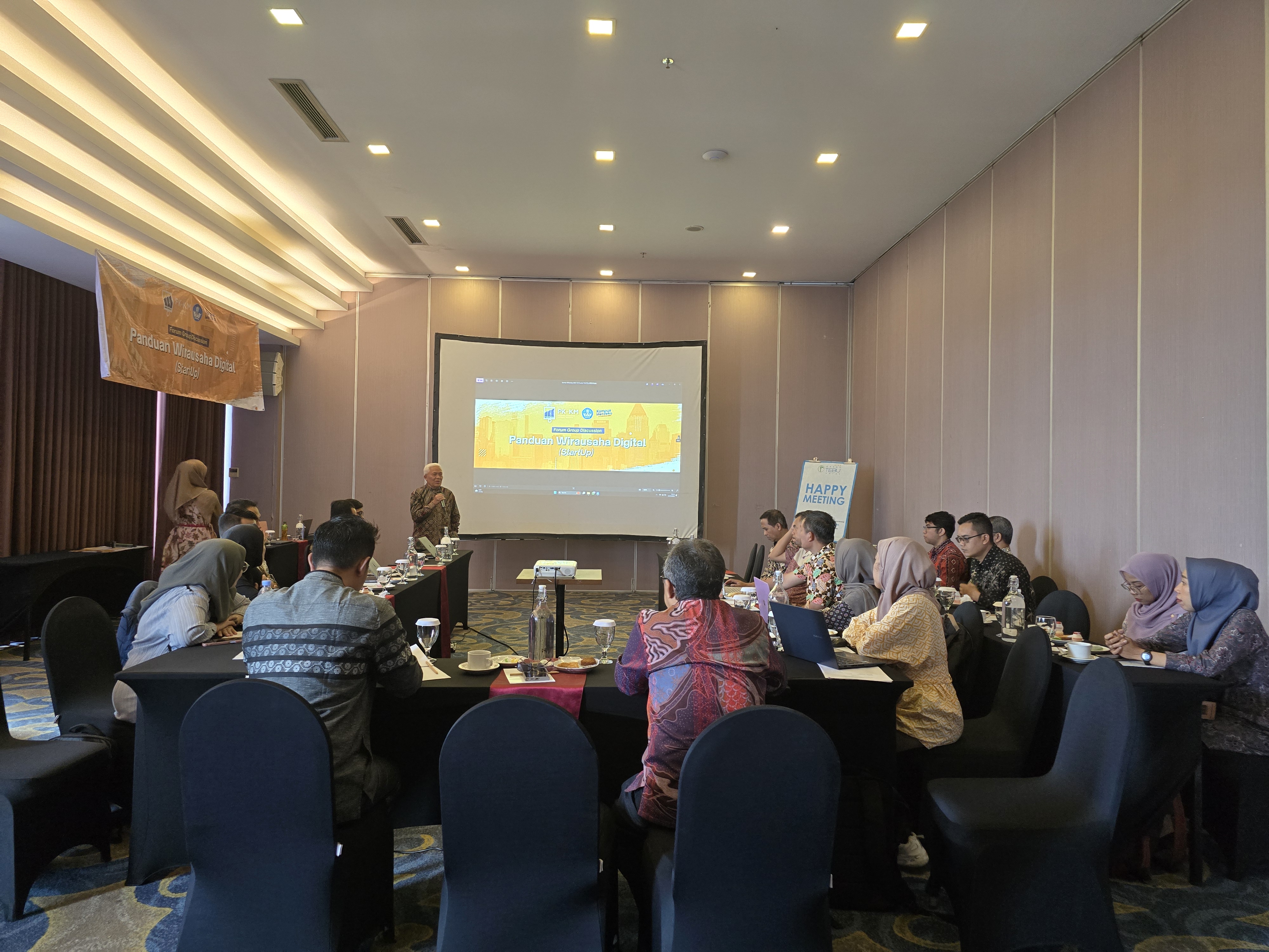 Focus Group Discussion Panduan Wirausaha Digital (Startup) Fakultas Teknologi Informasi ARS University