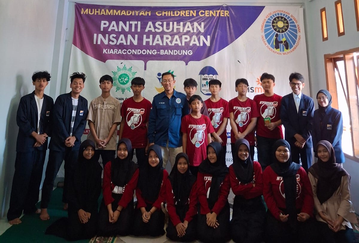 Melek Teknologi Sejak Dini: Cerdas Menghadapi Era Digital